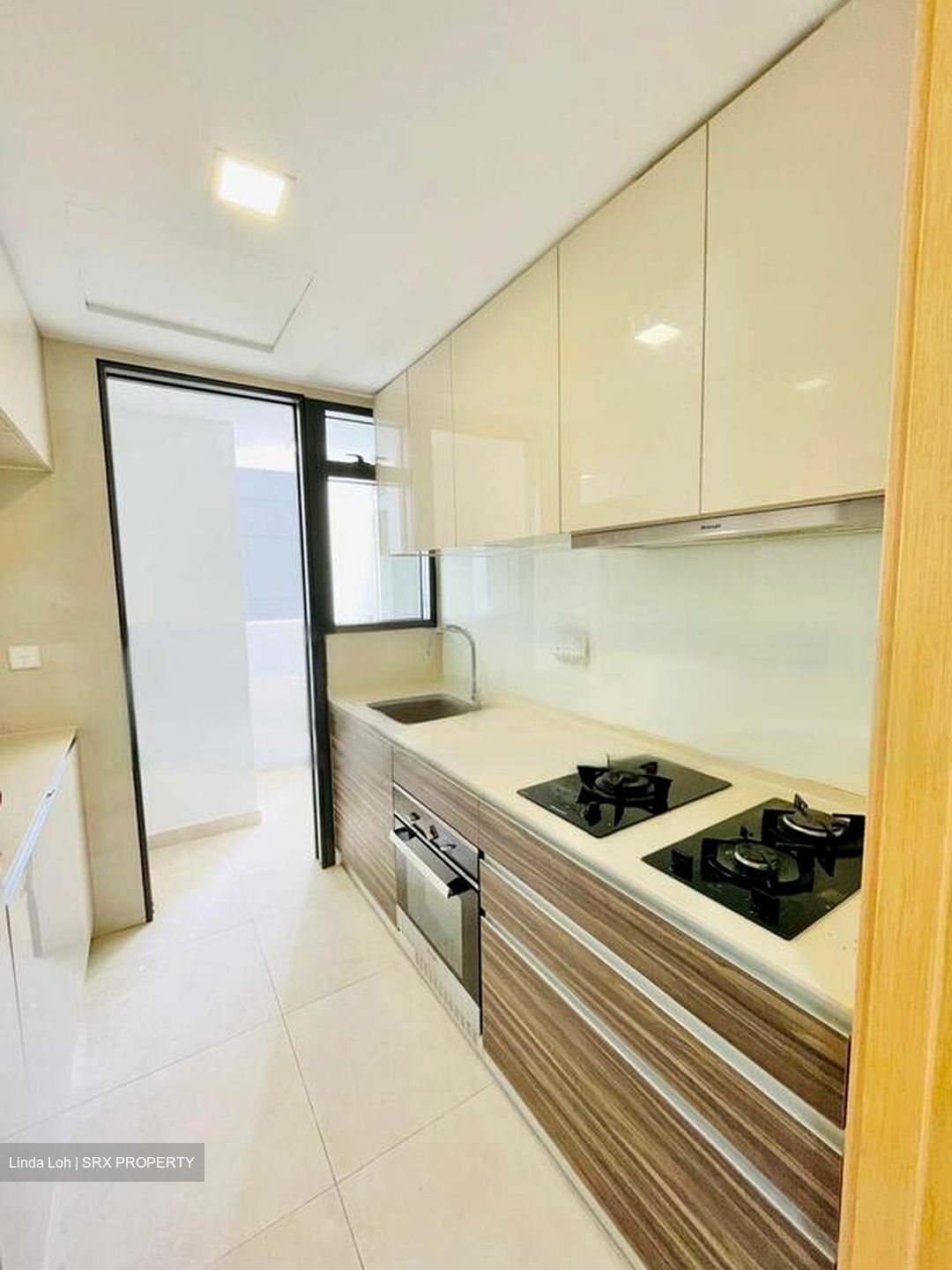 Commonwealth Towers (D3), Condominium #458388781